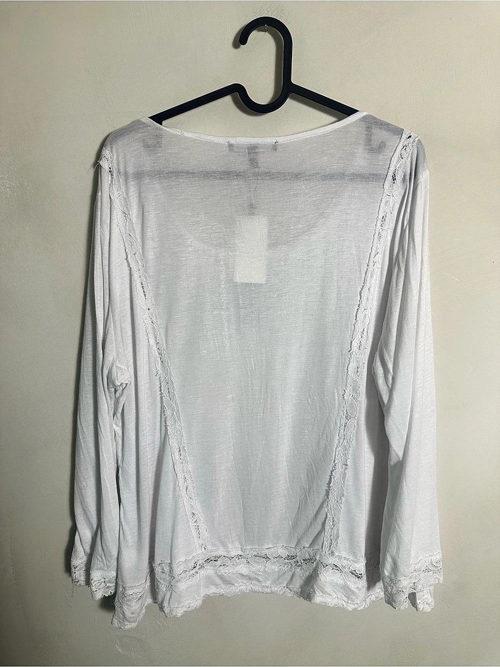 Cable & Gauge Long Sleeve Lace Detail Top White XL NWT - Picture 2 of 5